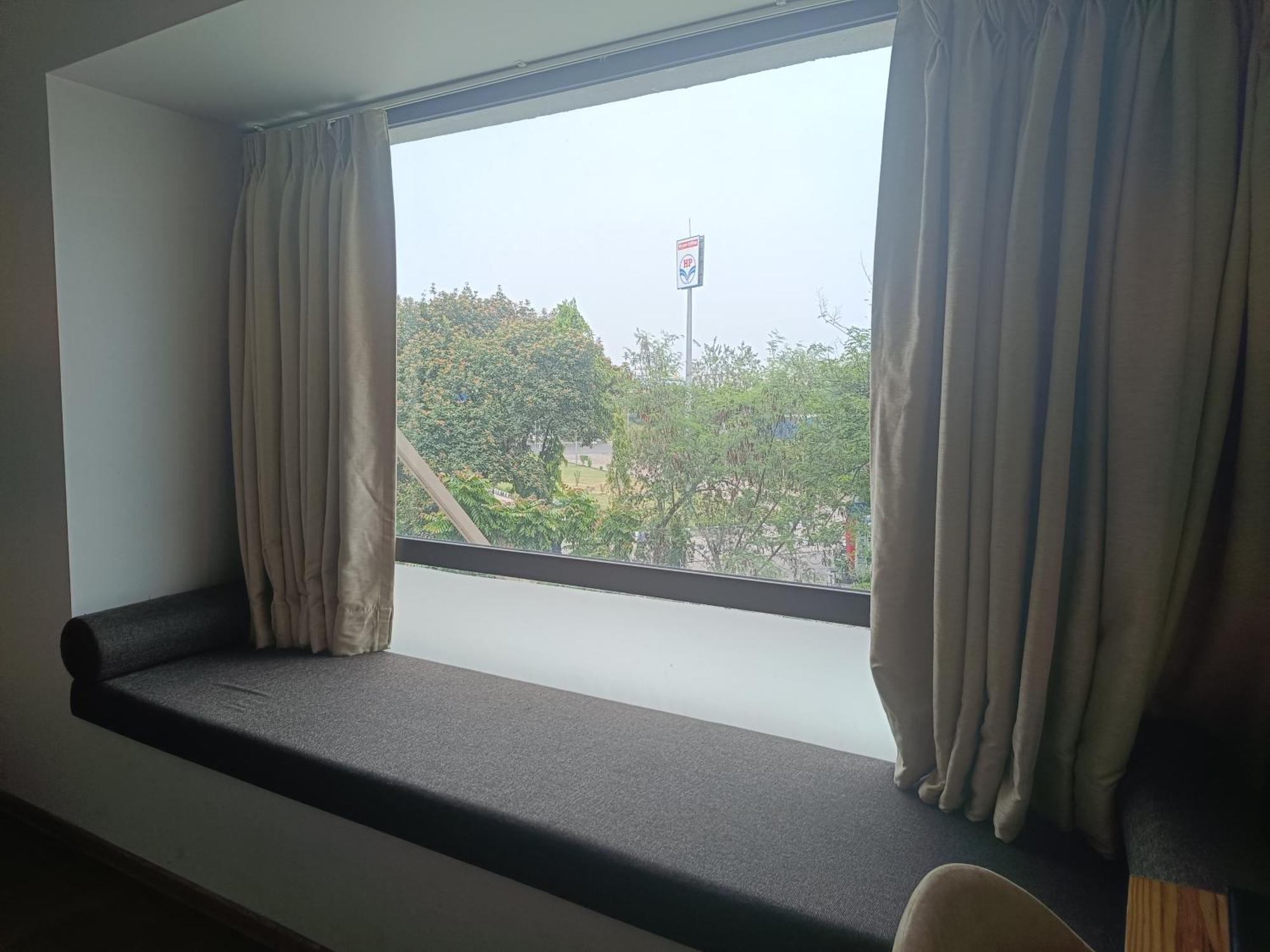 Udman Hotel Greater Noida Dış mekan fotoğraf